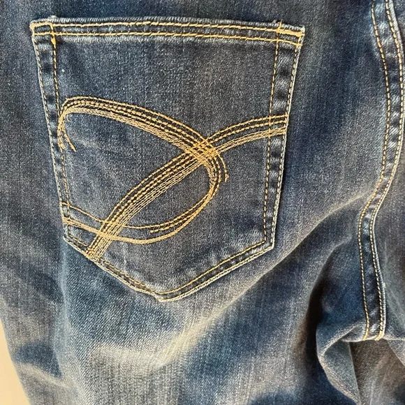 Chico’s Platinum Denim Straight legged jeans Chico’s size 1 (Sz 8 Medium) - Picture 3 of 5